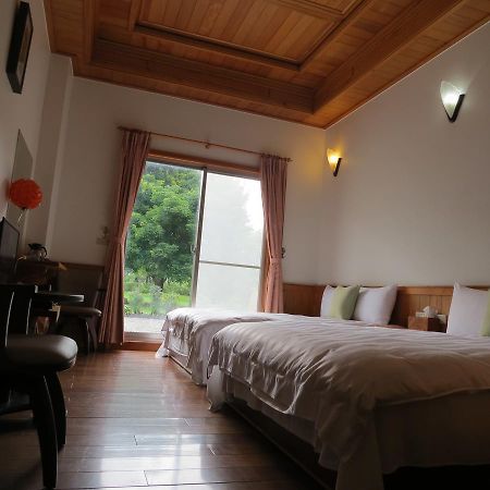 Seasons Inn 자오시 외부 사진
